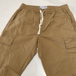 Old Navy Relaxed Slim Cargo pants-built in flex
